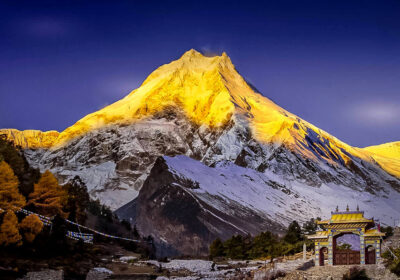 Manaslu Circuit Trek