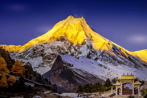 Manaslu Circuit Trek